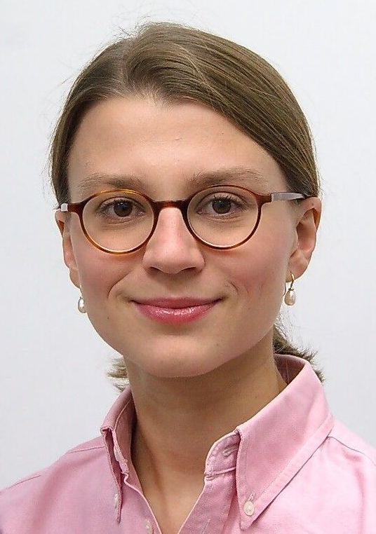 Anna Hofmann